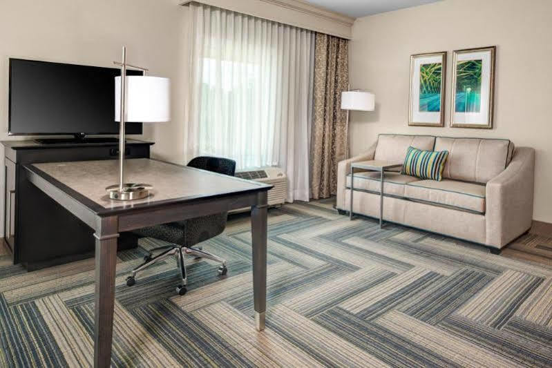 Hampton Inn & Suites By Hilton Atlanta Perimeter دنوودي المظهر الخارجي الصورة