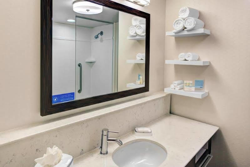 Hampton Inn & Suites By Hilton Atlanta Perimeter دنوودي المظهر الخارجي الصورة
